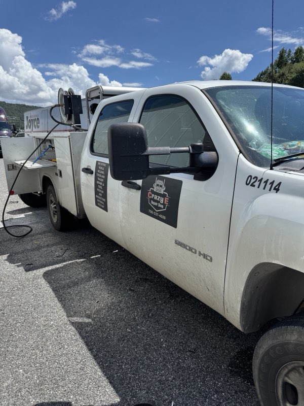 Crazy E Repair Shop truck repair photo